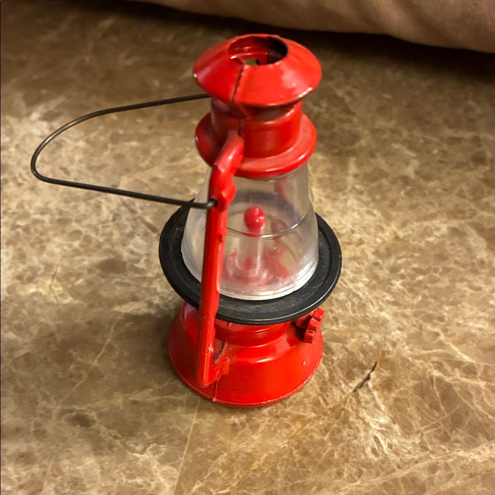Red Miniature Lantern Pencil Sharpener Hong Kong - Picture 7 of 10